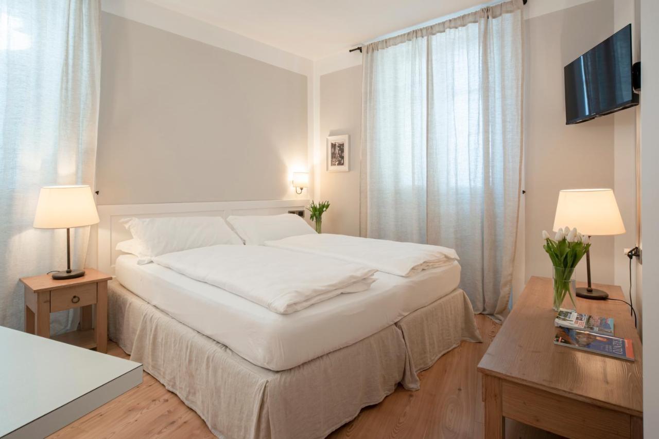 La Canonica Suite Apartments New Location Тренто Екстериор снимка