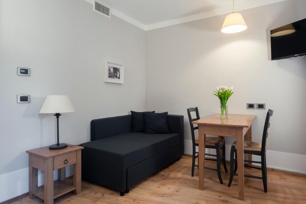 La Canonica Suite Apartments New Location Тренто Екстериор снимка